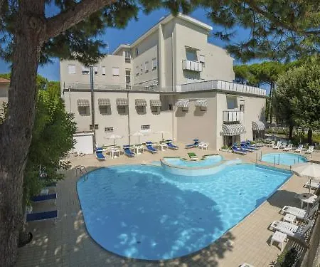 New Chiari Hotel 3*