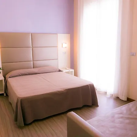 New Chiari Hotel 3*