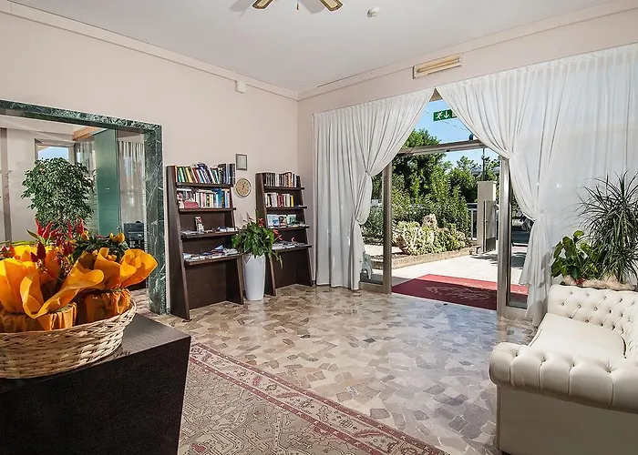 New Chiari 3* Cervia