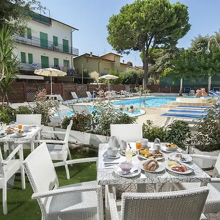 New Chiari 3* Cervia